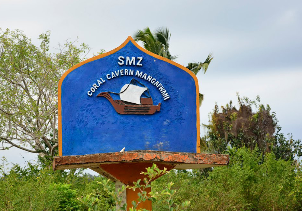 Mangapwani Coral Cave Tour