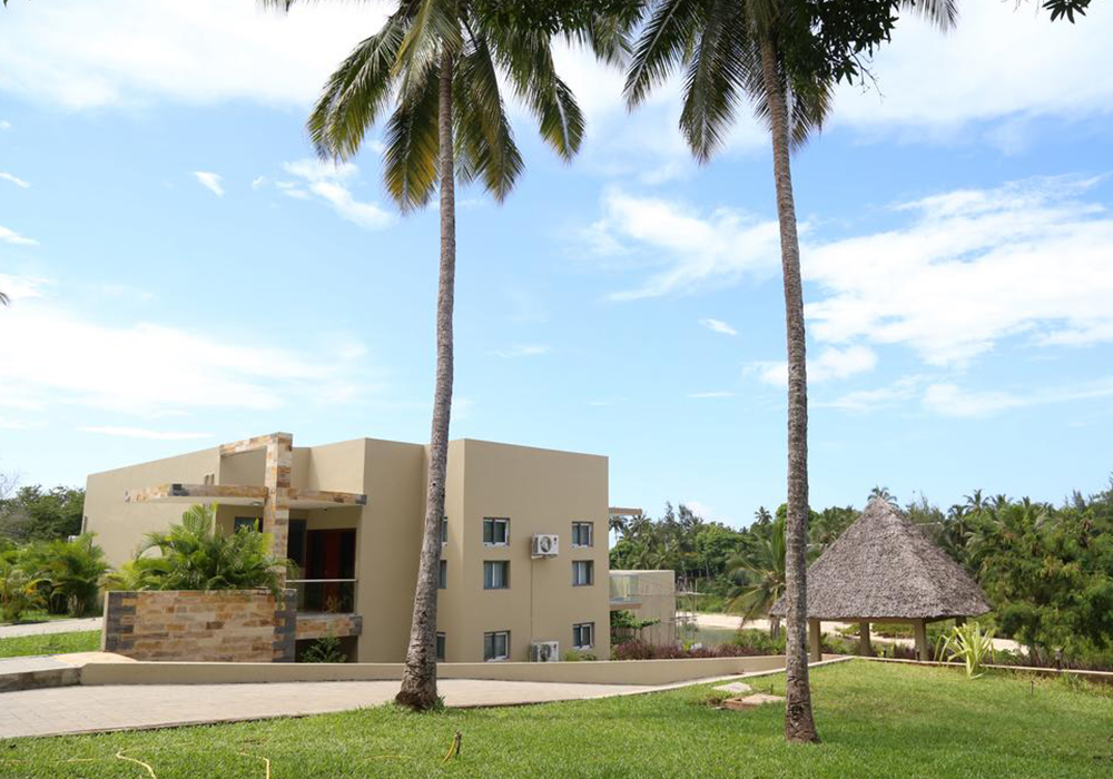 Ngalawa Hotel & Resort