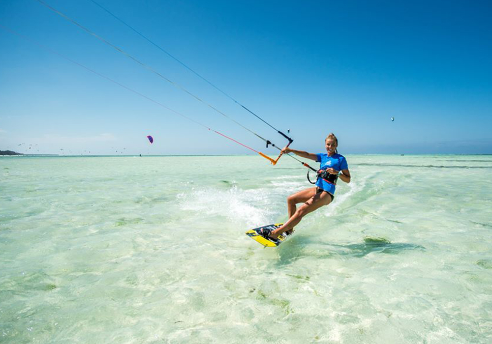 Kitesurfing