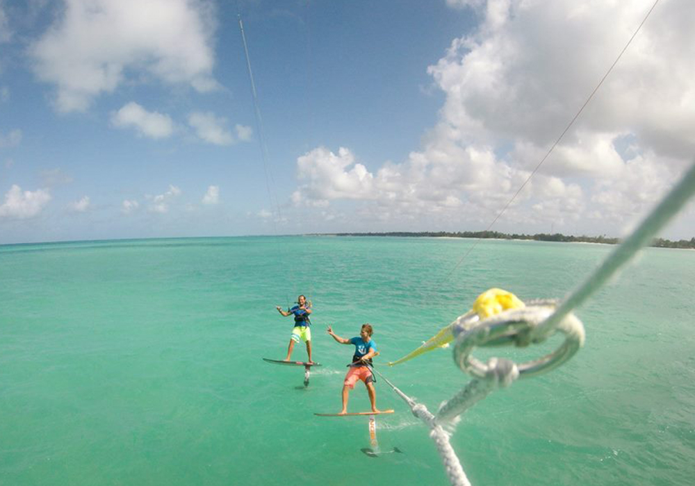 Kitesurfing